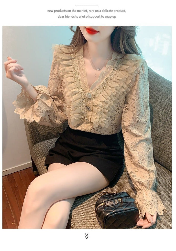 【tops】気質満点大人可愛いVネックレーストップス　M17604