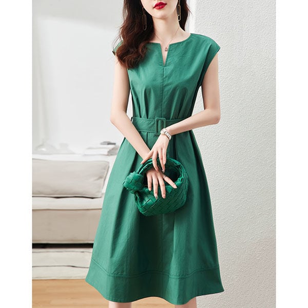 【dress】話題沸騰中 オシャレシンプルノースリーブワンピース　M16855