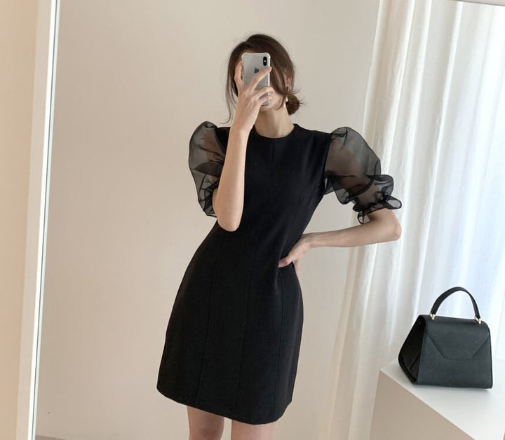 【dress】チュールスリーブ切り替えワンピース　M23986