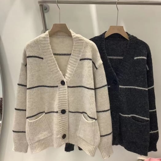 【outer】ボーダー柄Vネックニットカーデ　M18377