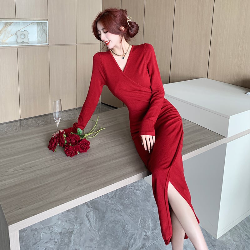 【dress】細身効果抜群♪Vネックスリットニットワンピース　M17486