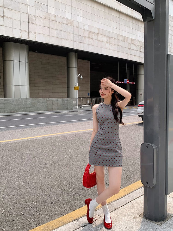【dress】ノースリーブドット柄ワンピース　M30052