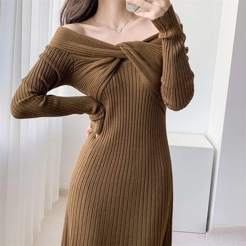【dress】話題沸騰中 オシャレ無地ニットワンピース　M17589