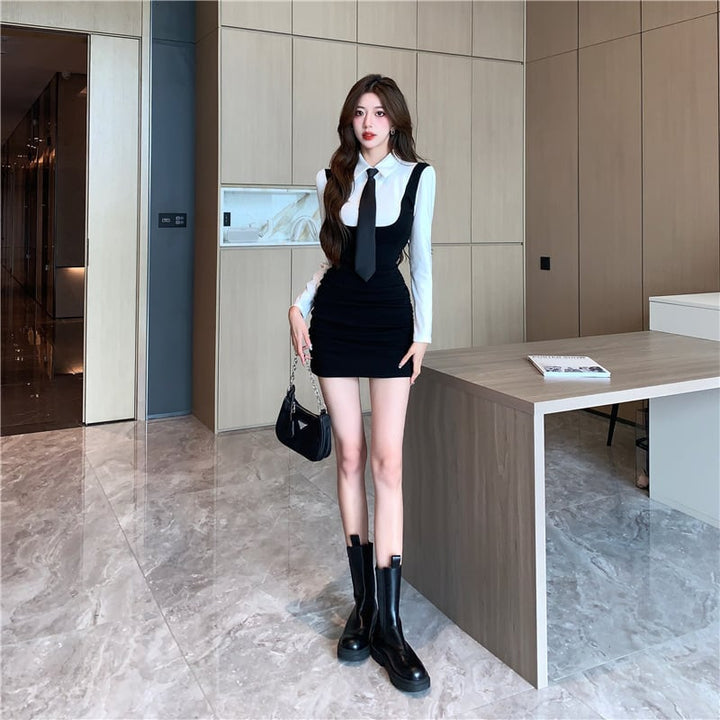 【dress】大人らしい 切り替えデートワンピース着瘦せ　M17139