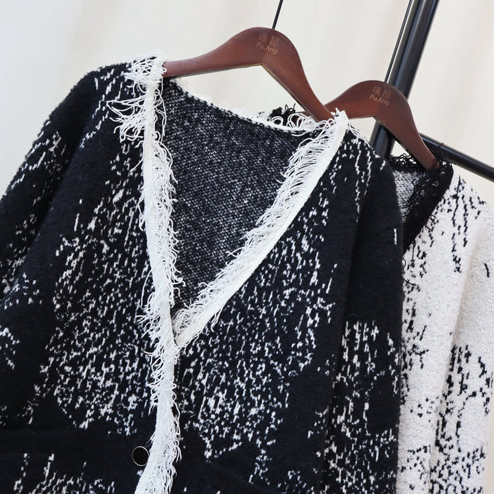 【outer】Vネックフリンジニットカーデ　M17969