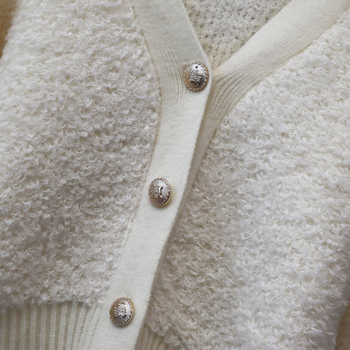 【outer】シャギーVネックニットカーデ　M18175