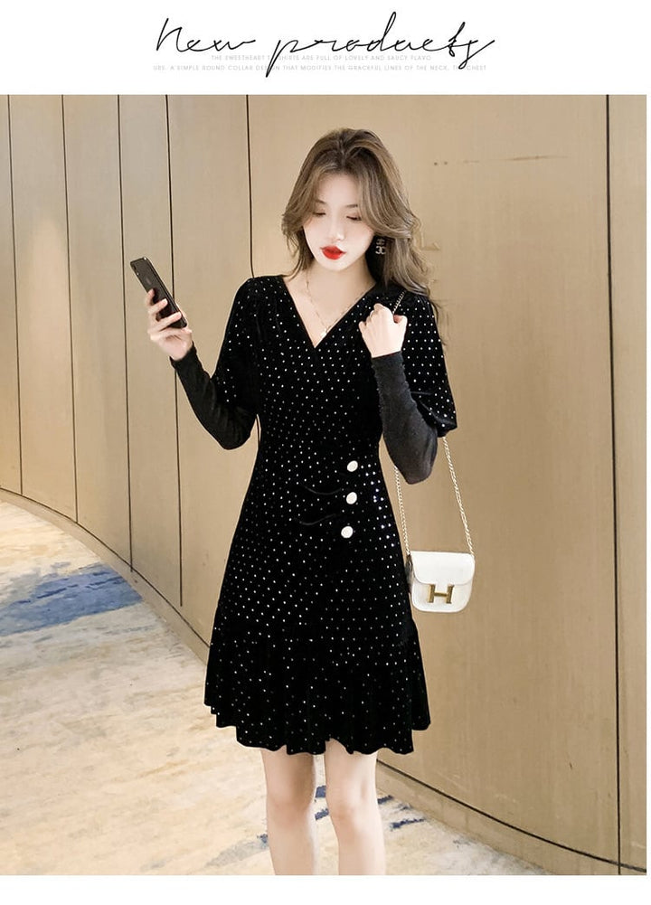 【dress】高級感 エレガント切り替えデートワンピース　M17391