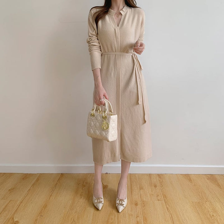 【dress】大人らしい Vネックニットワンピース　M17659