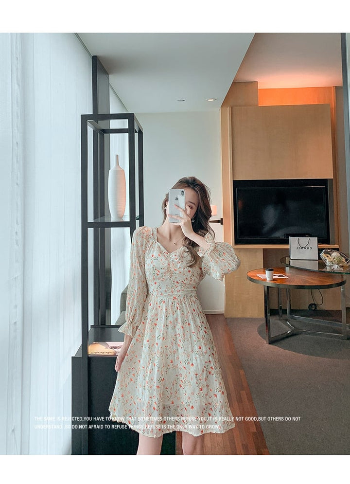 【dress】パフスリーブスウィート花柄ワンピース　M17075