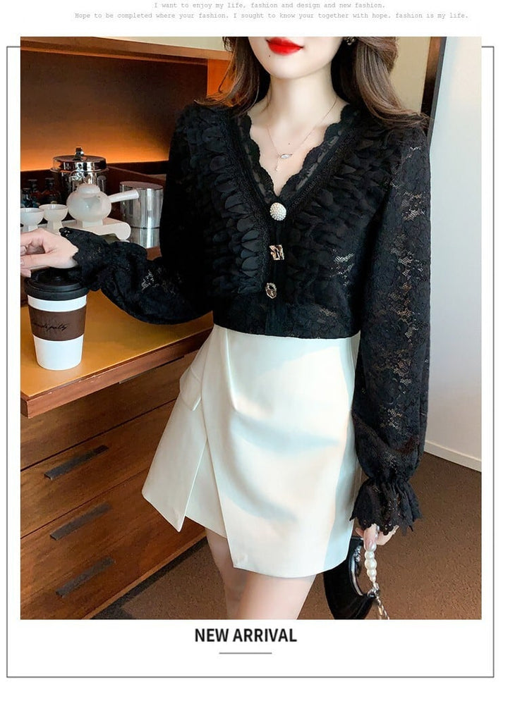 【tops】気質満点大人可愛いVネックレーストップス　M17604