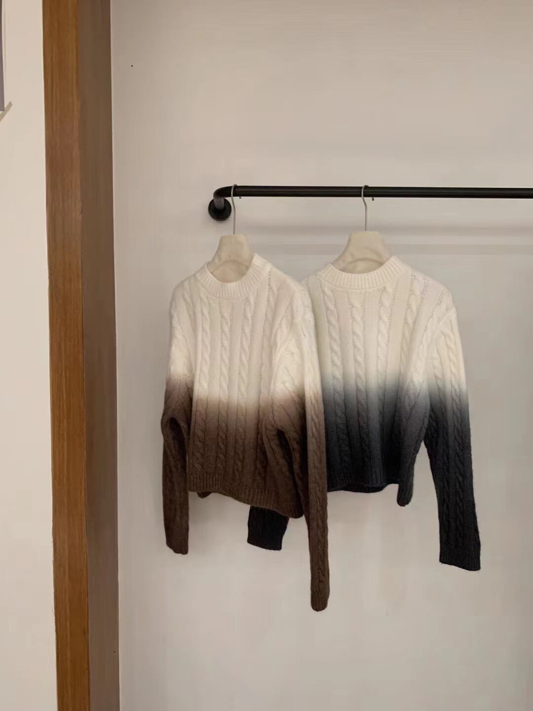 【tops】グラデーションニットセーター　M18708