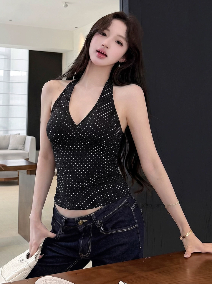 【tops】ドット柄ホルターネックトップス Q8642