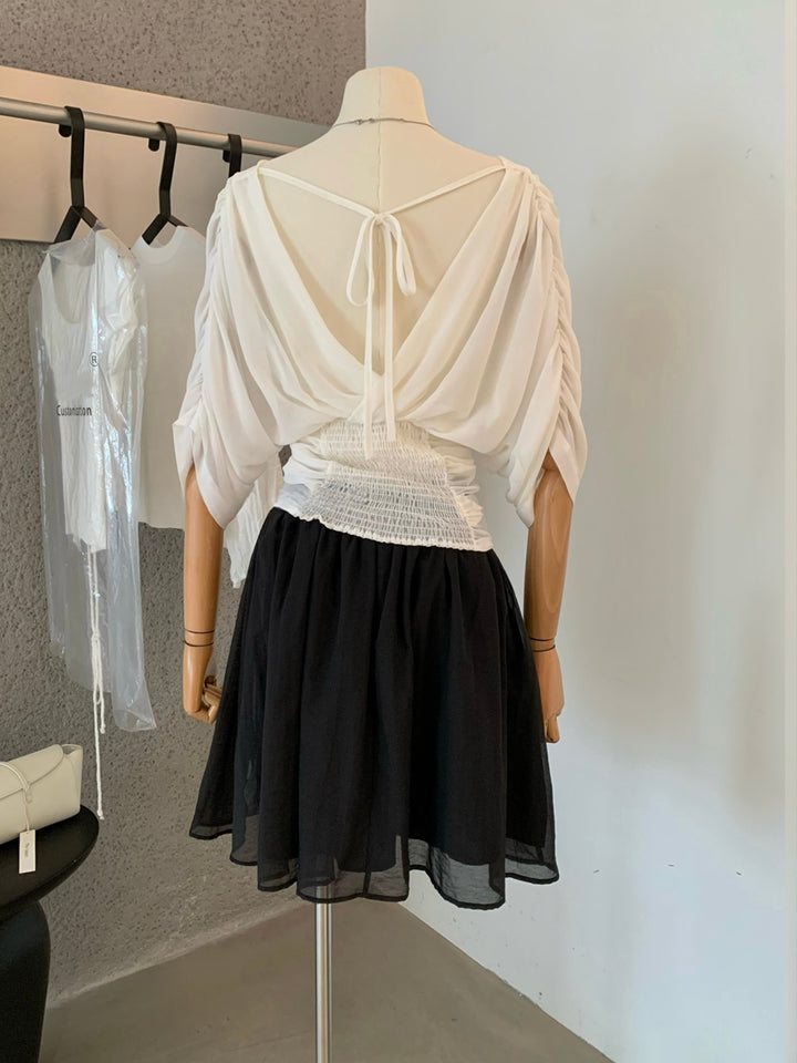 【set】Vネックトップス×ミニスカートセット Q8966