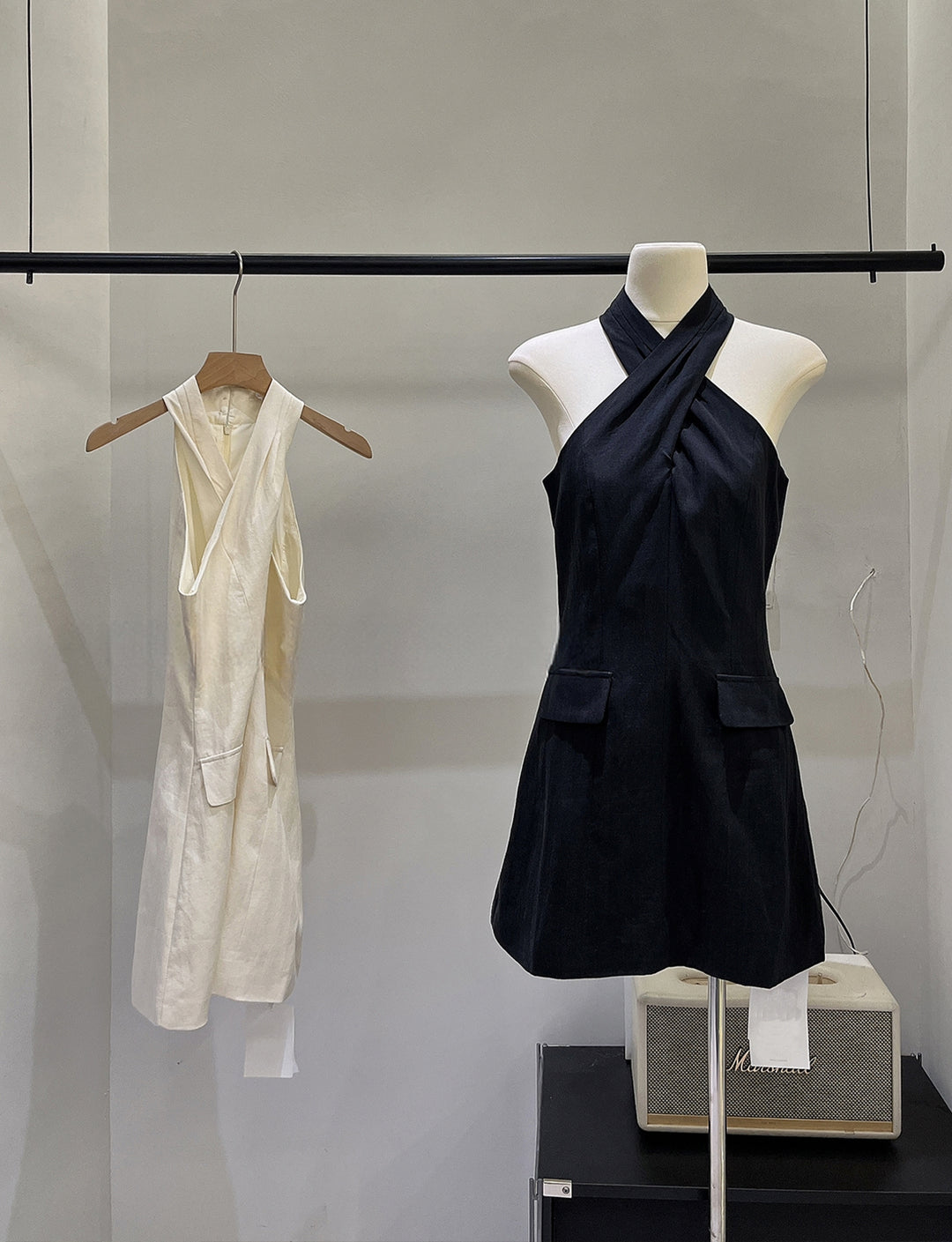 【dress】クロスネックミニワンピース Q8686