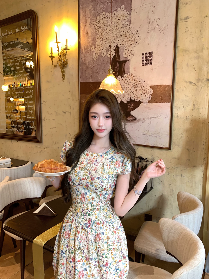 【dress】フラワー柄ワンピース Q8535