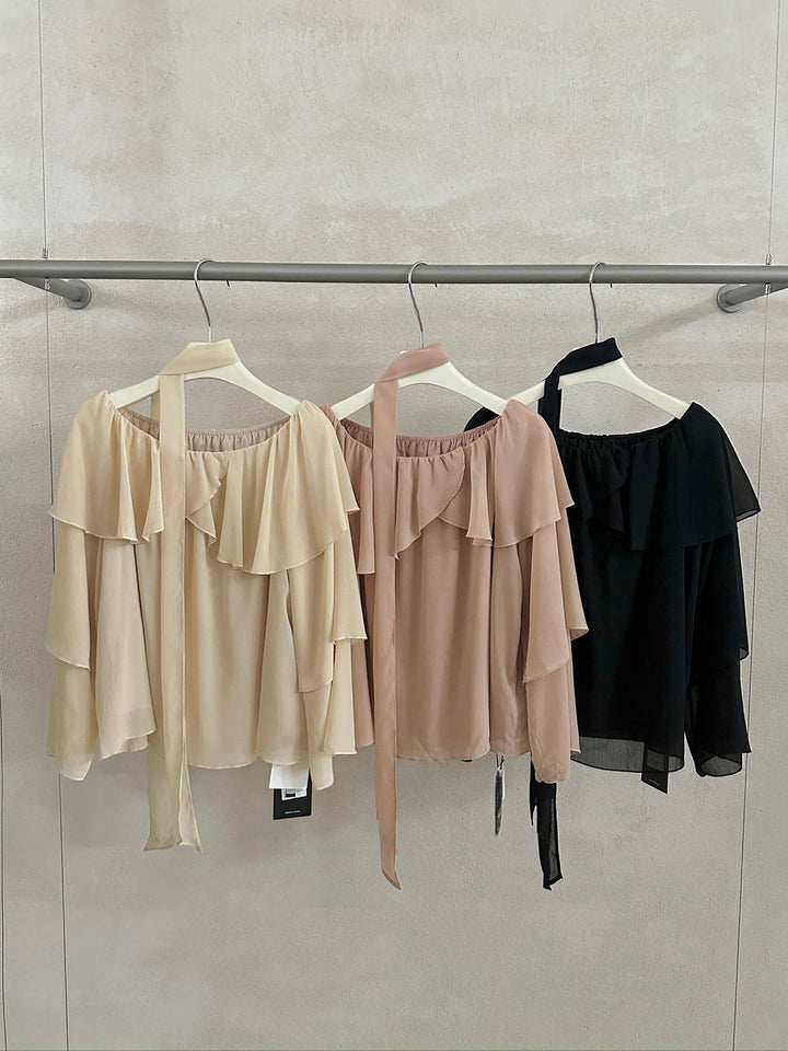 【tops】スカーフ付きフリルカラートップス Q8974