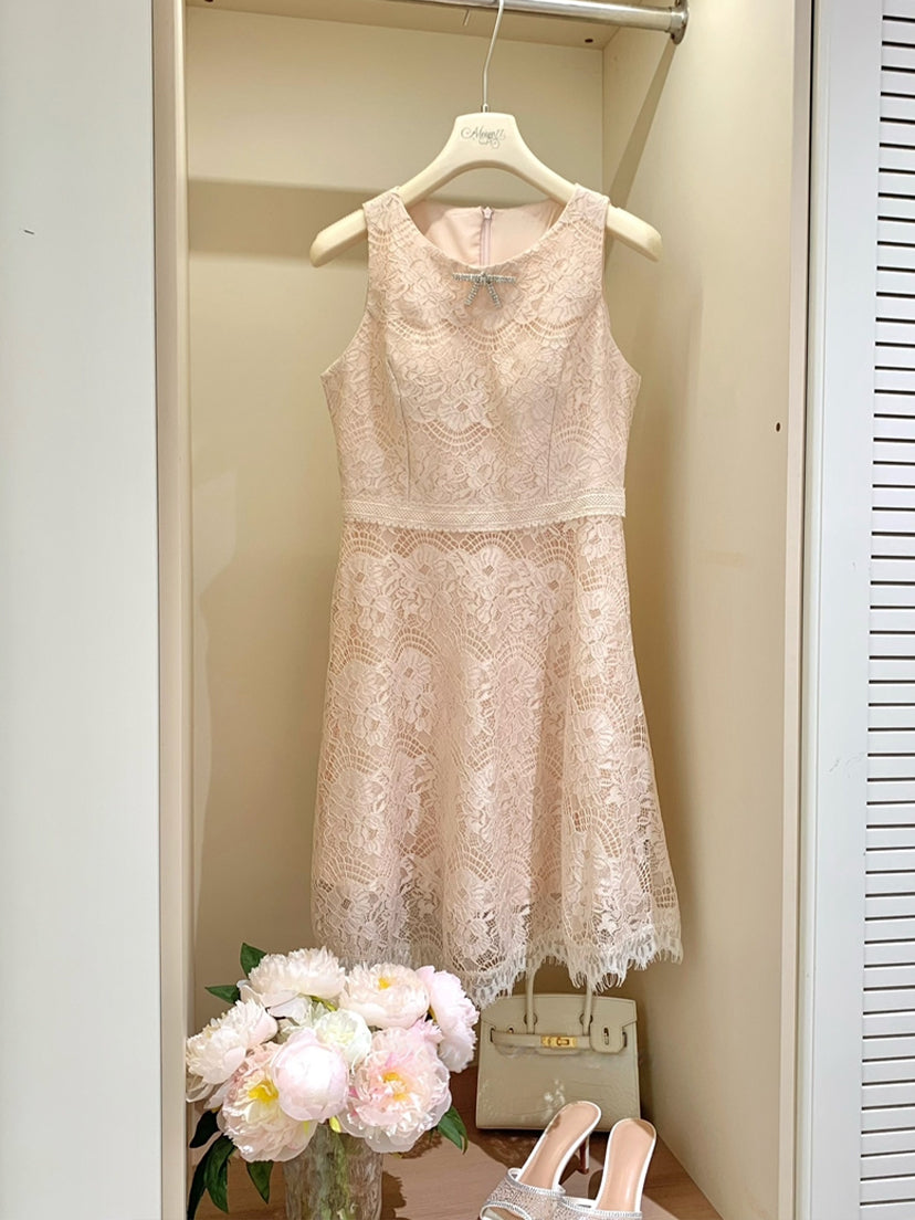 【dress】ノースリーブレースミニワンピース Q8688