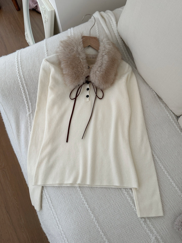 【tops】ファースカーフ付きニットトップス Q9324