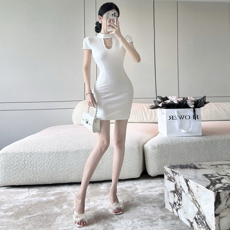 【dress】韓国系カットワークセクシーワンピース着瘦せ　M17170