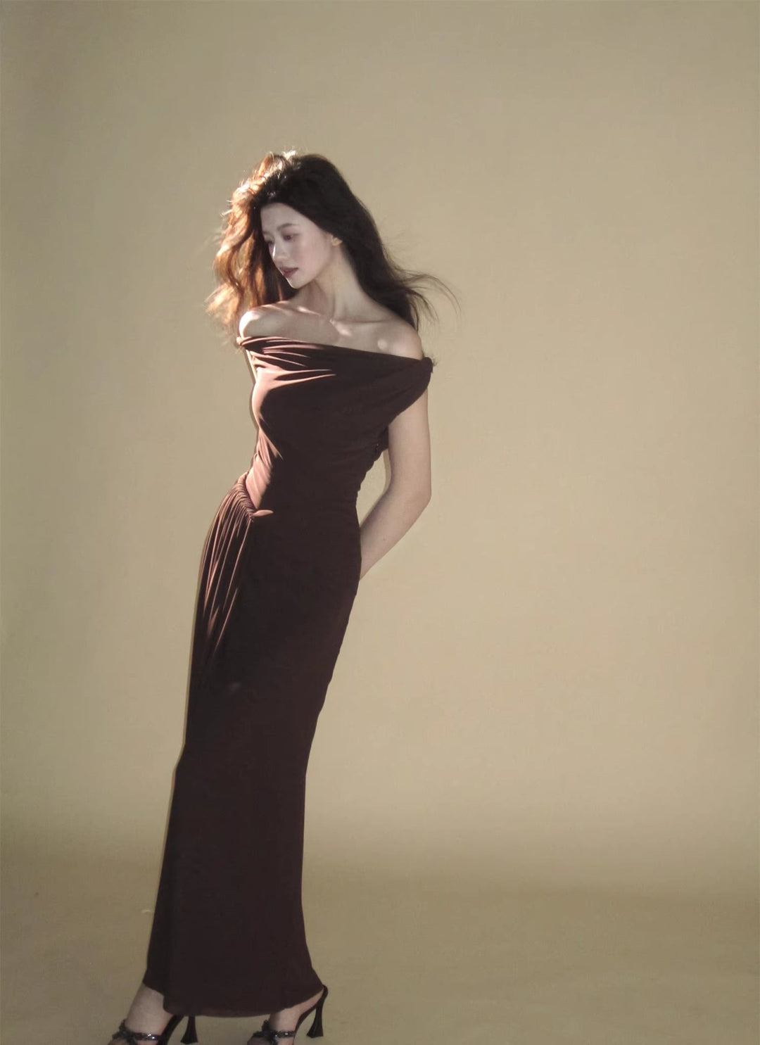 【dress】オフショルダーチュールロングワンピース Q8378