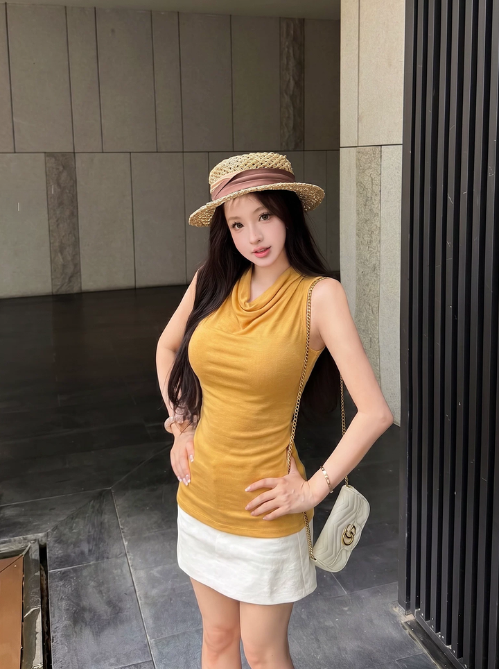 【tops】3色展開ノースリーブドレープドネックトップス Q8581