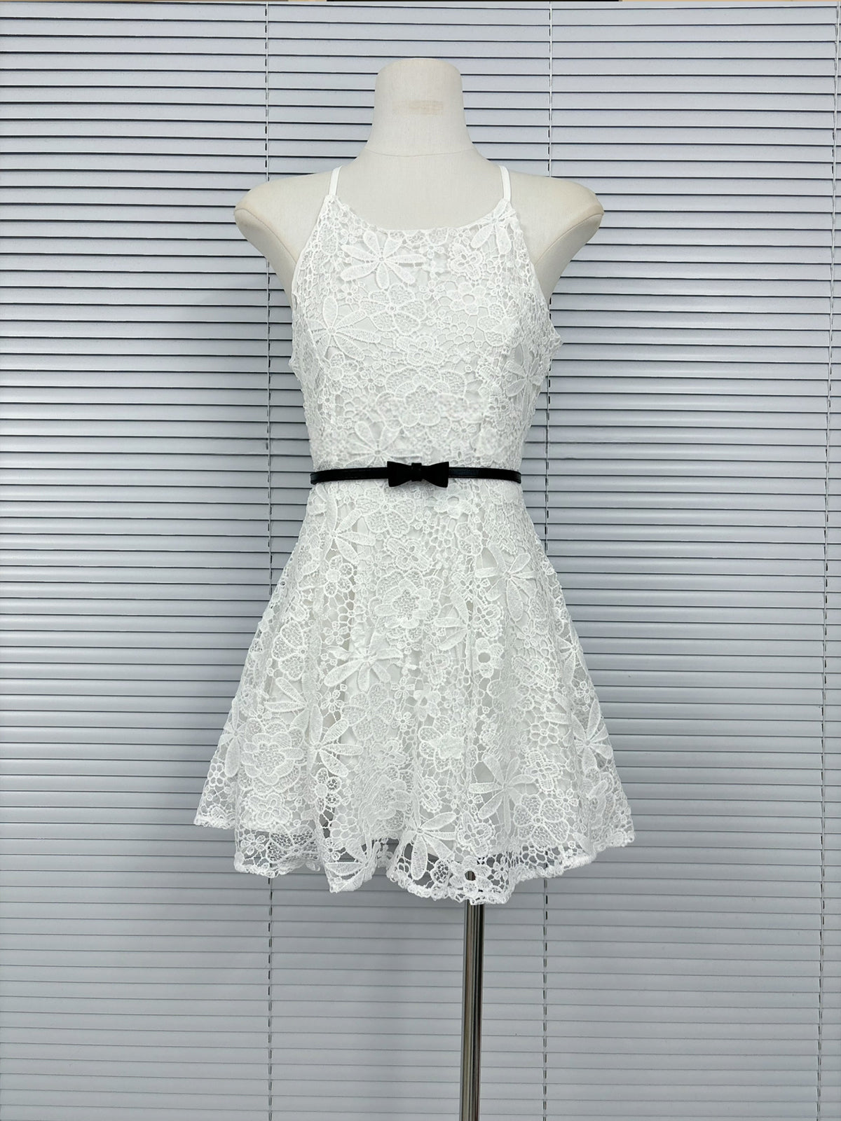 dress】ベルト付きノースリーブレースワンピース Q8755 – NANASTYLE