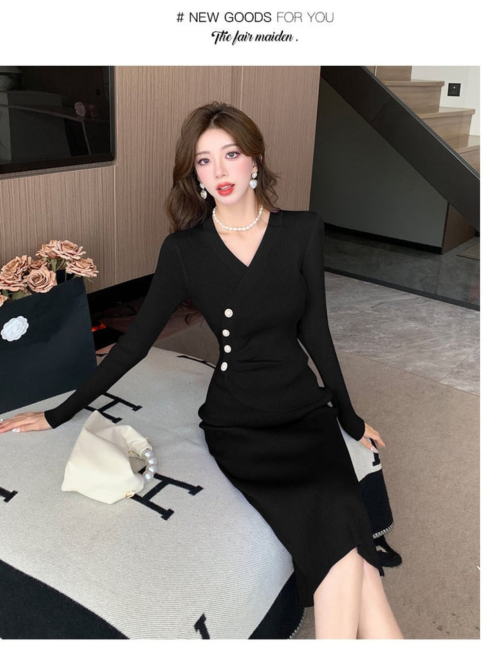【dress】人気を独占中 ボタンデザインニットワンピース　M17591