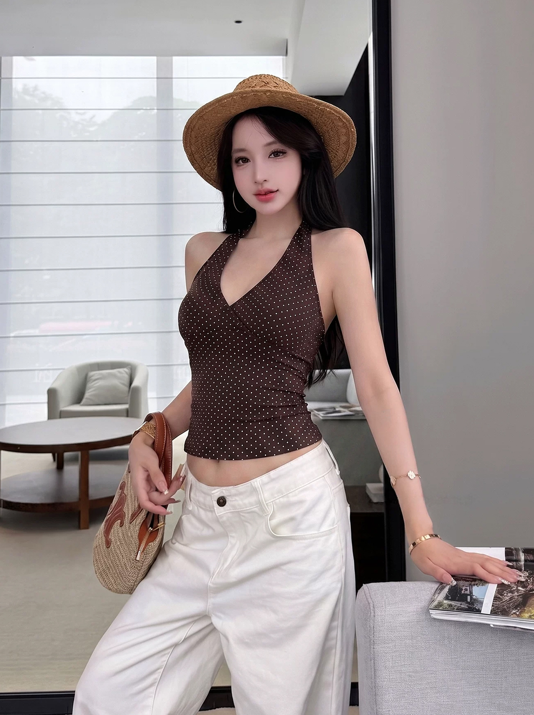 【tops】ドット柄ホルターネックトップス Q8642