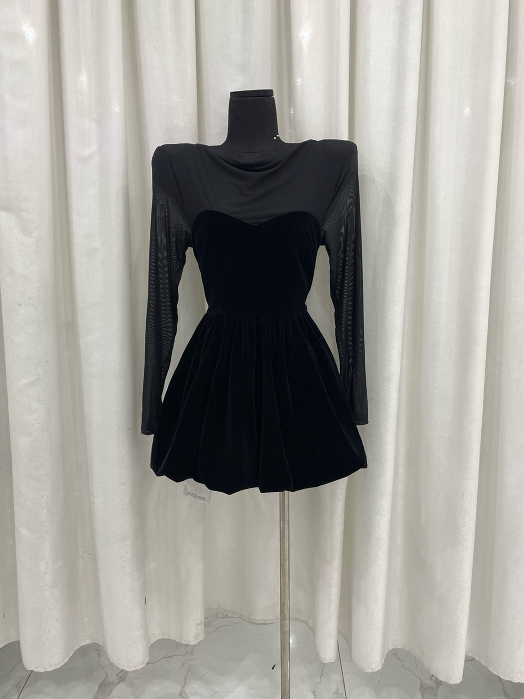 【dress】シアーチュールドッキングバルーンワンピース Q9090