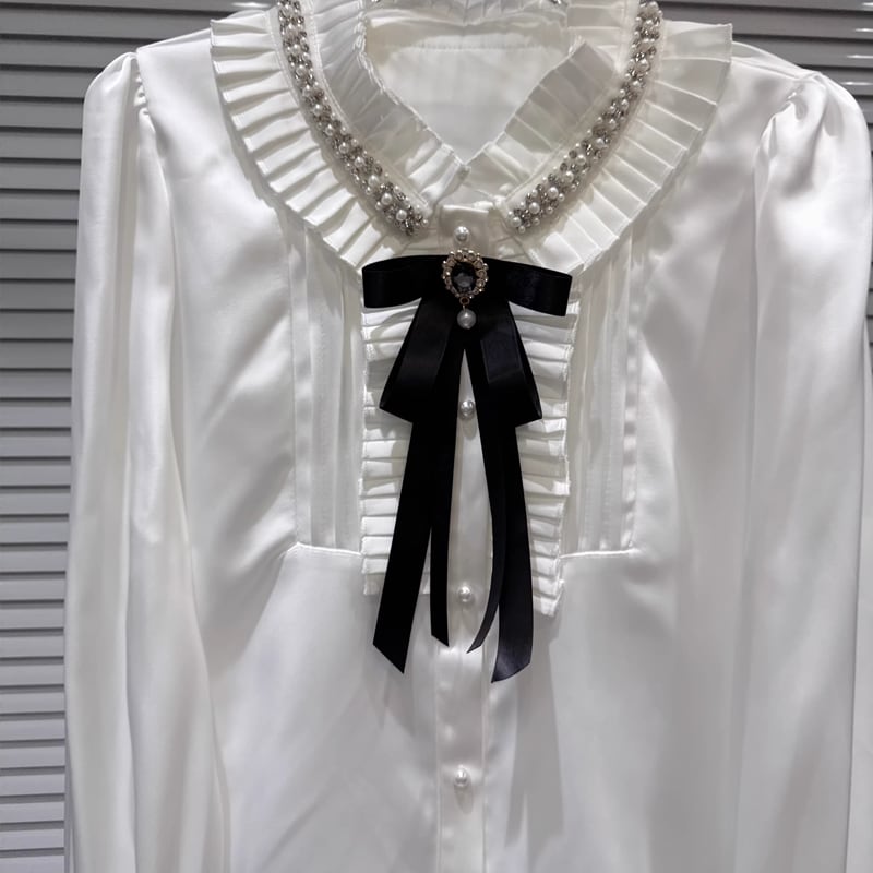 【tops】リボン付きギャザーフリルシャツ Q7893