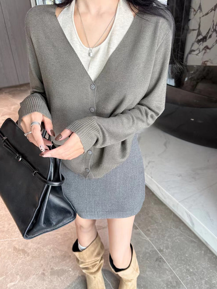 【tops】フェイクレイヤードニットトップス Q9185