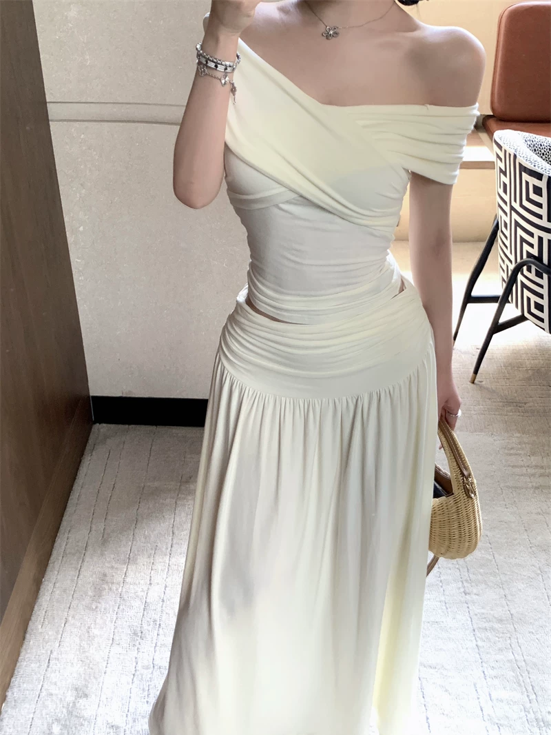 【set】クロスネックトップス×ロングスカートセット Q8566