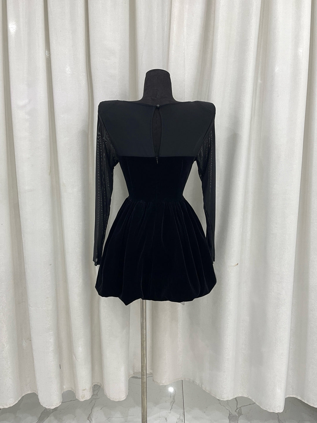 【dress】シアーチュールドッキングバルーンワンピース Q9090