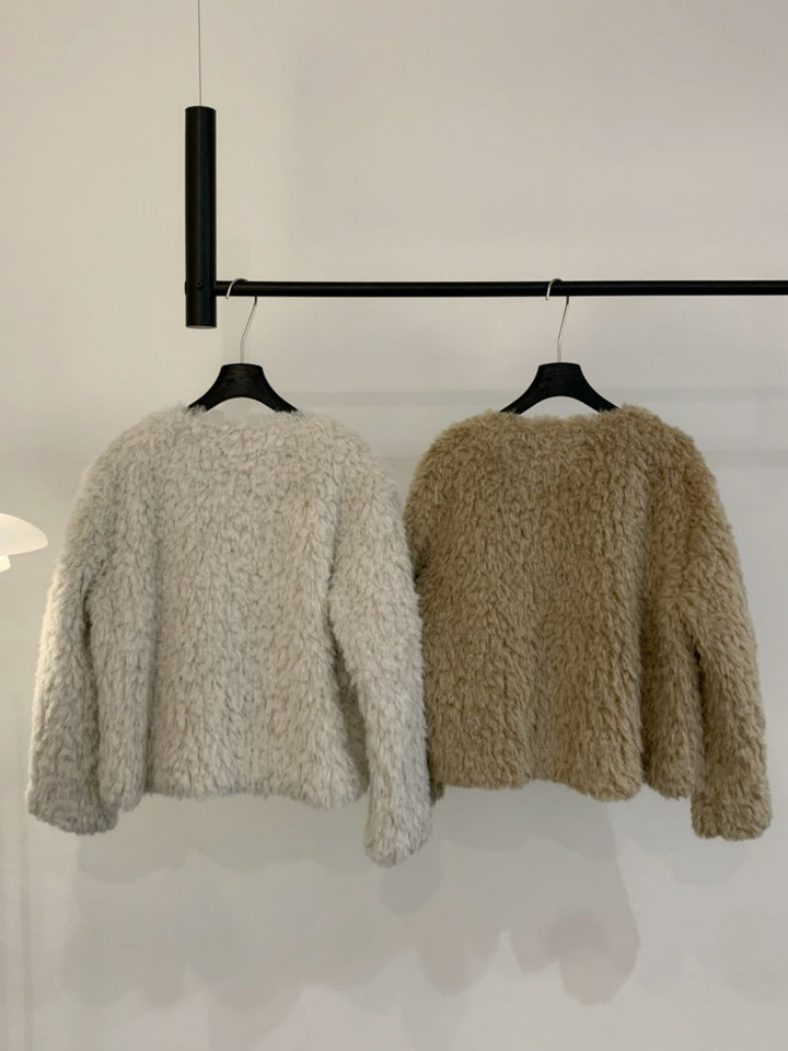 【outer】2色展開ファーコート Q9285