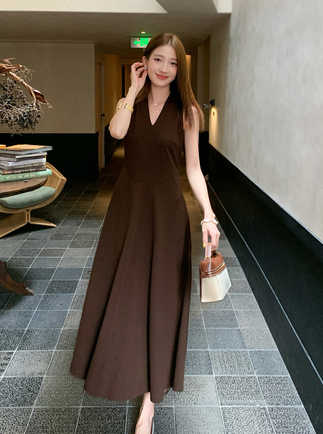 【dress】ノースリーブロングワンピース Q8931