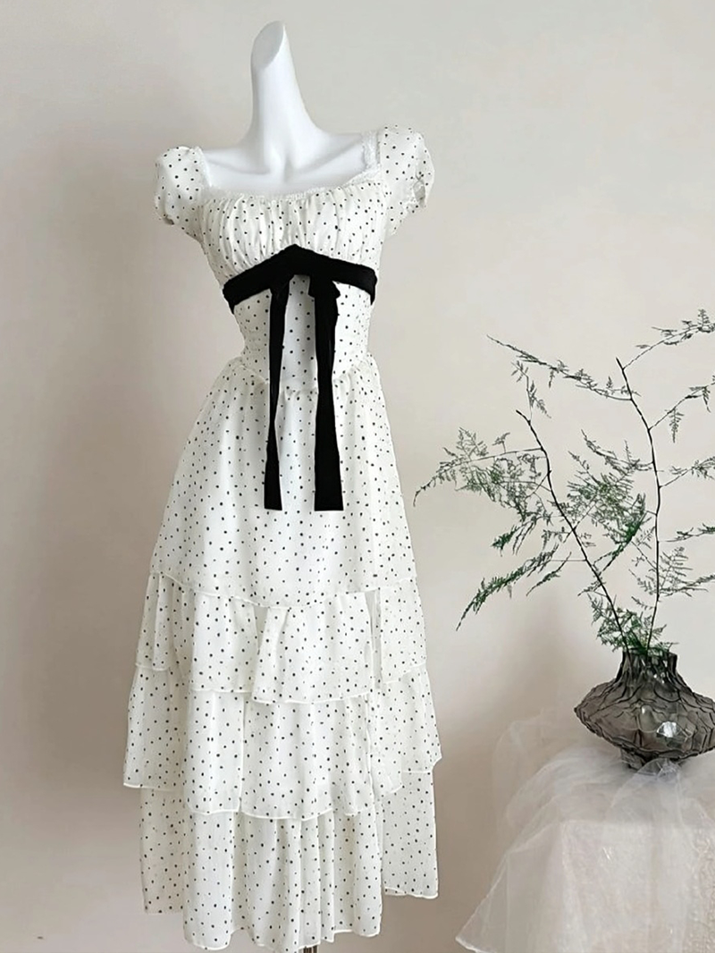 【dress】ドットビッグリボングティアードワンピース Q8540