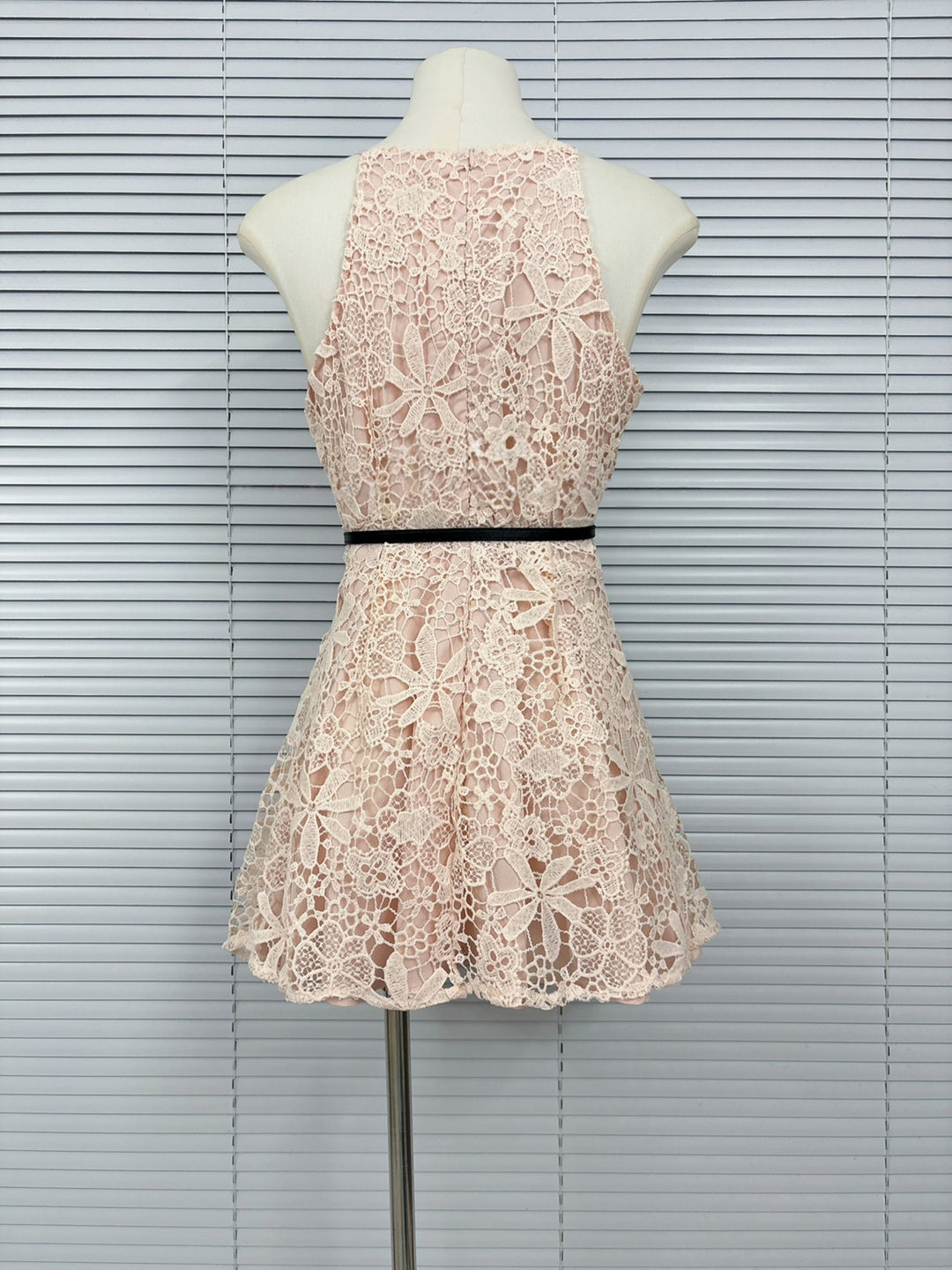 【dress】ベルト付きノースリーブレースワンピース Q8755