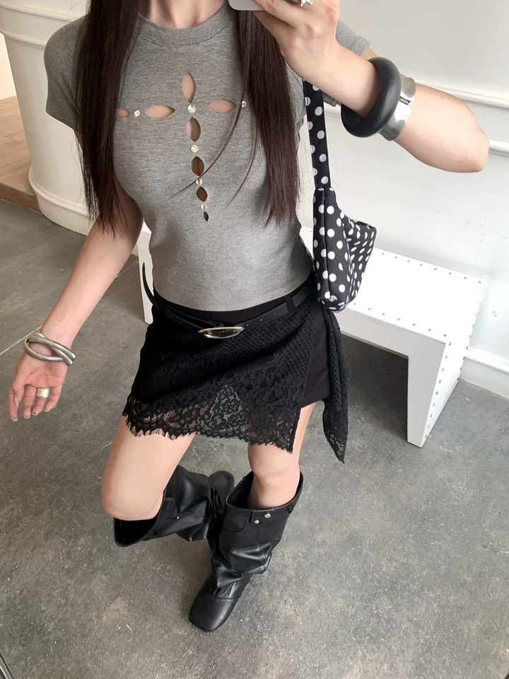 【tops】フロントカット半袖トップス Q8571