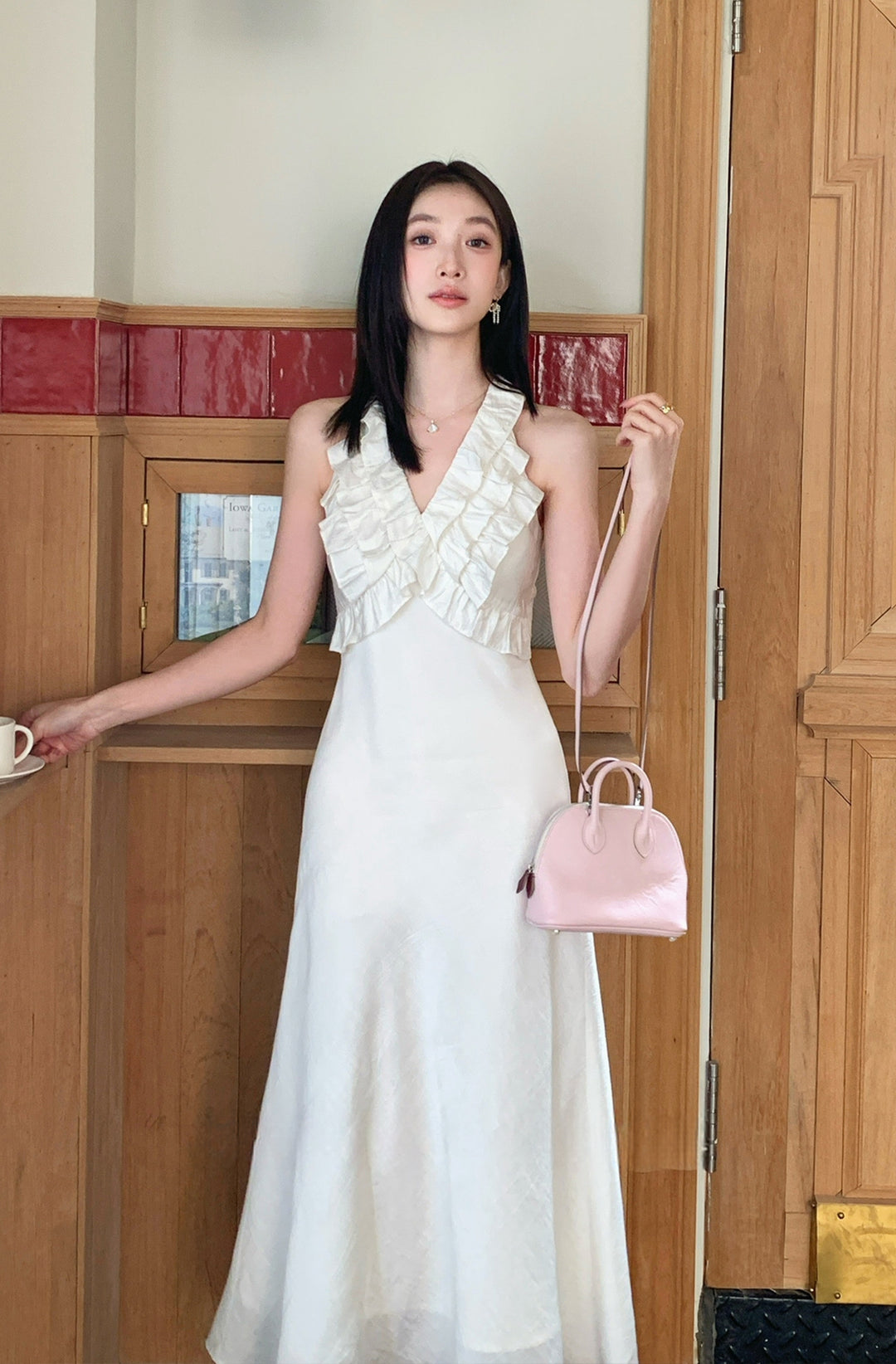 【dress】ノースリーブVネックギャザーフリルワンピース Q8678