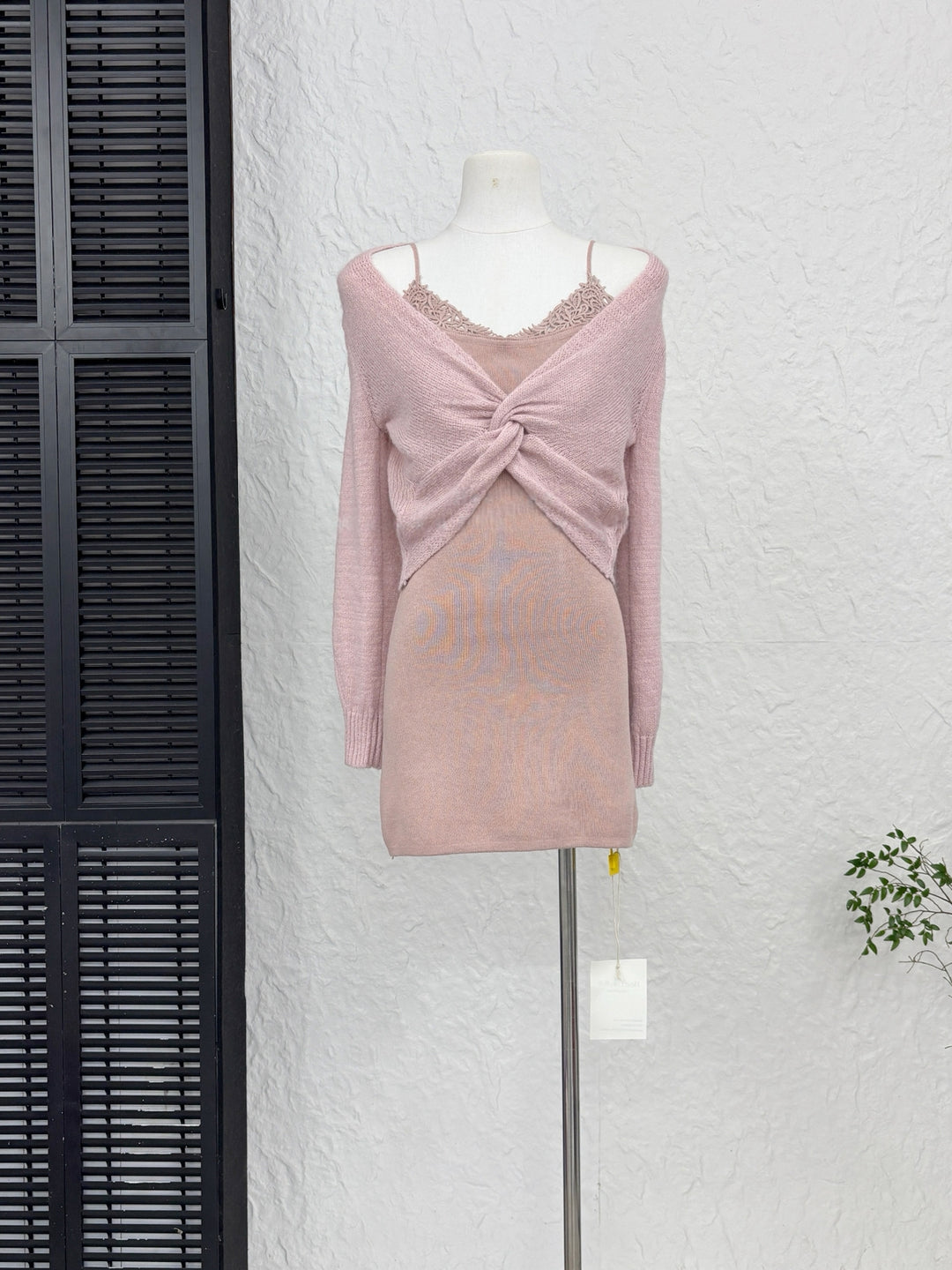 【set】クロスネックトップス×ニットキャミワンピースセット Q9273
