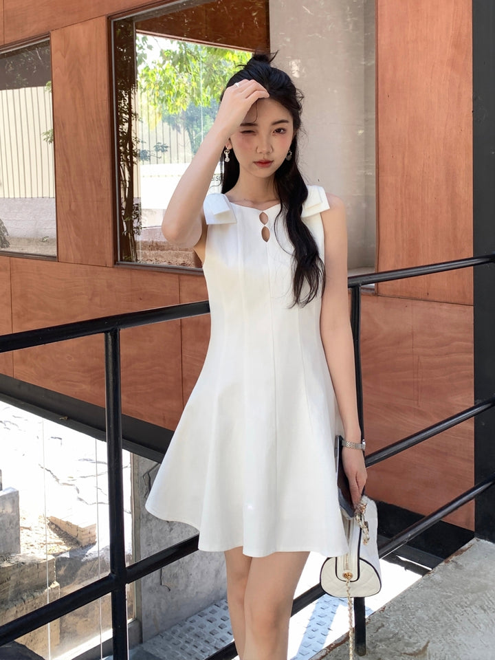 【dress】リボン付きミニベストワンピース Q8667