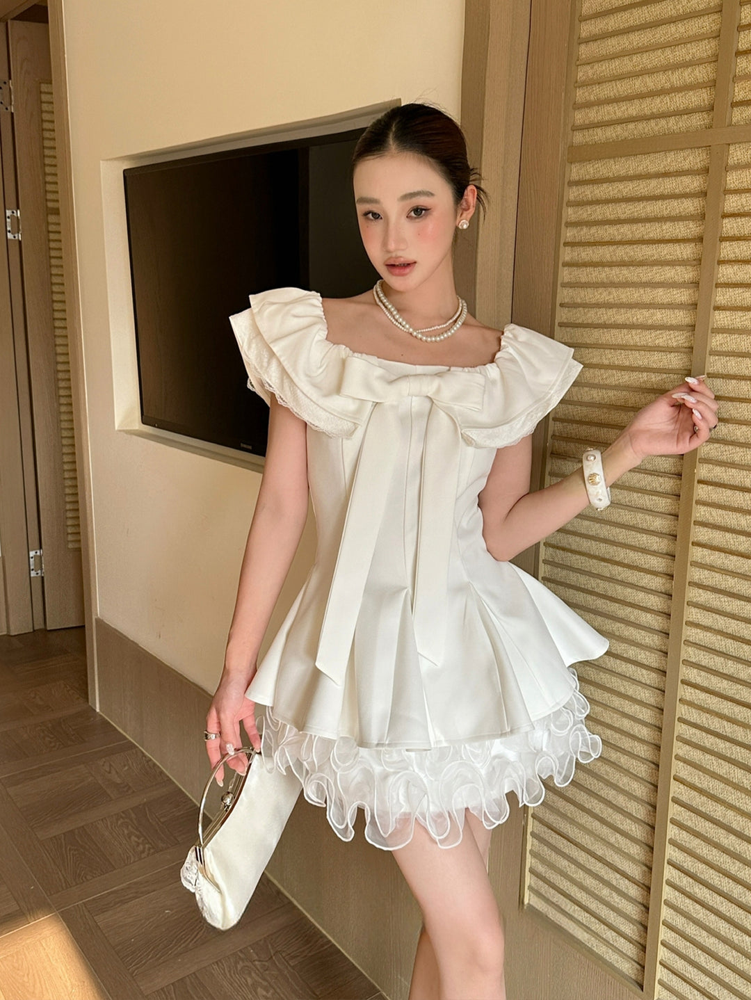 【dress】リボン付きレースドッキングミニワンピース Q8692