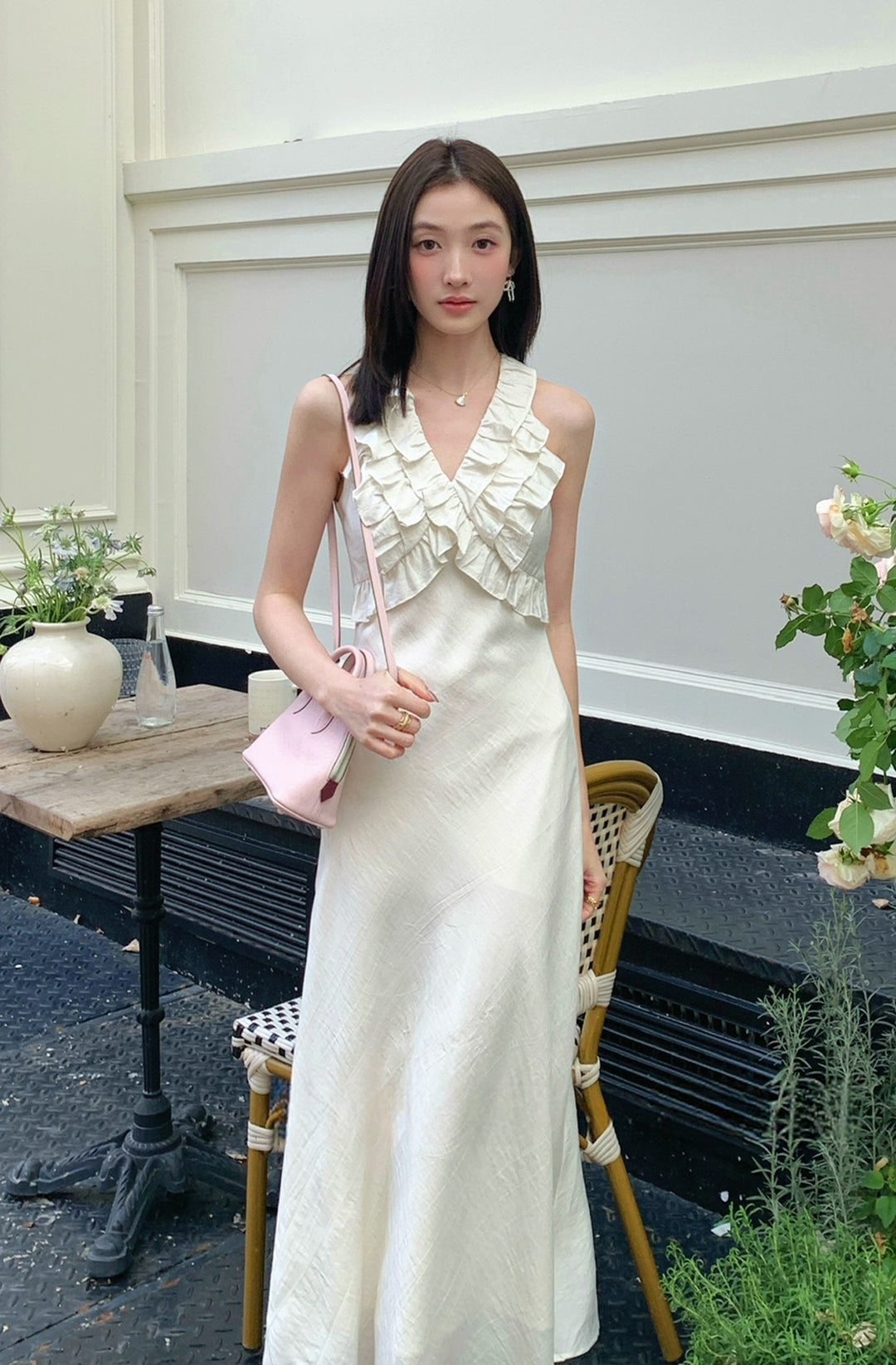 【dress】ノースリーブVネックギャザーフリルワンピース Q8678