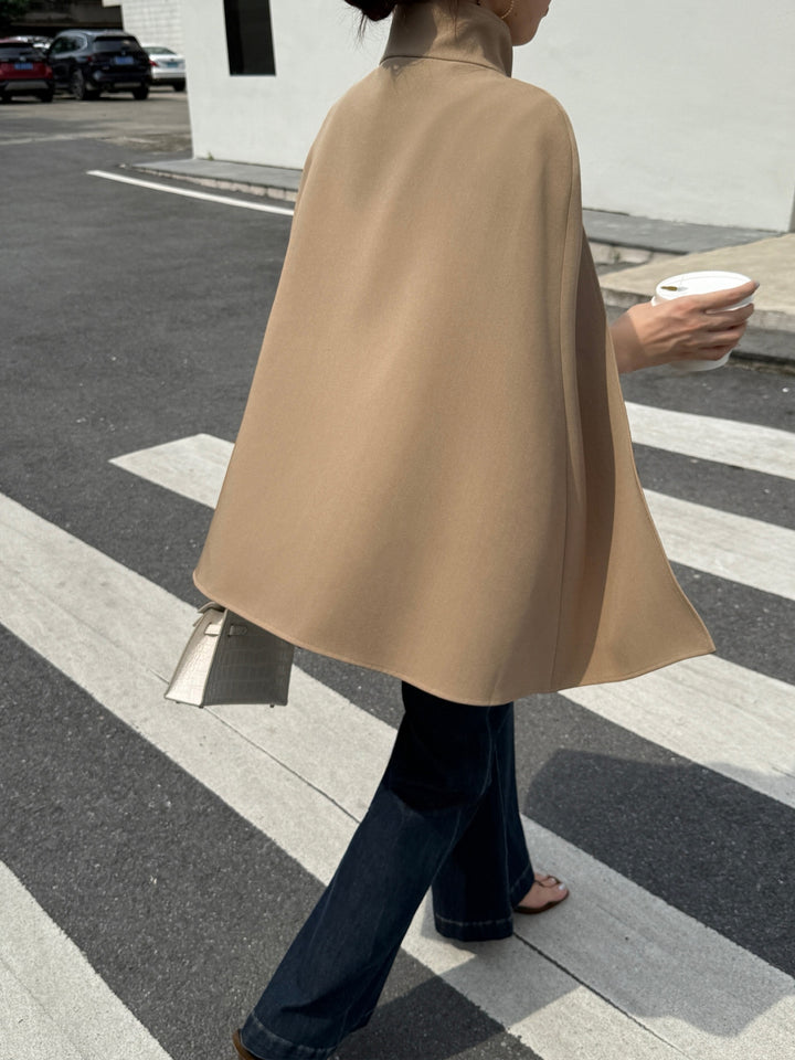 【outer】2色展開ケープコート Q8986