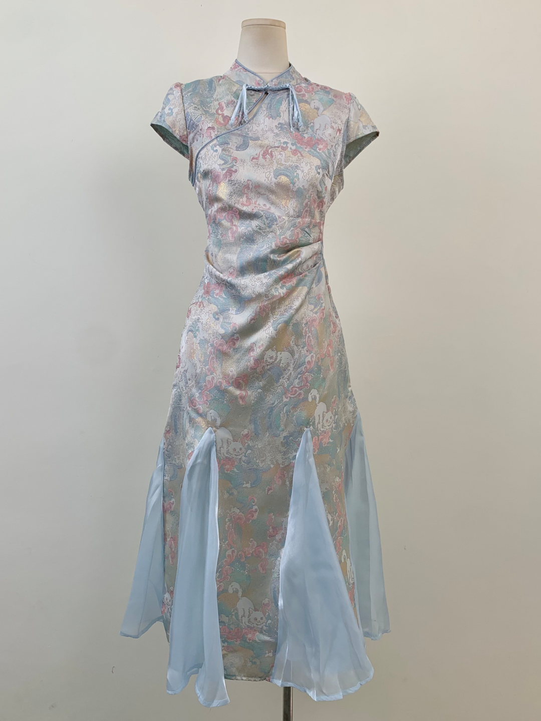 【dress】半袖サテンドッキングロングワンピース Q8542