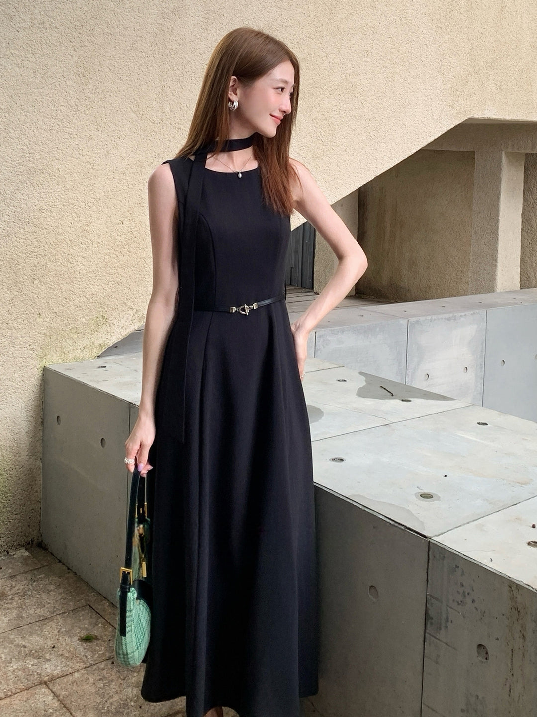 【dress】ベルト付きノースリーブロングワンピース Q8981