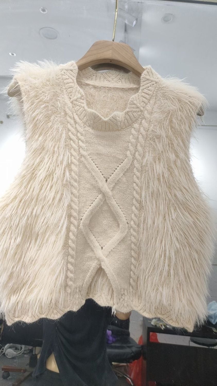 【tops】ノースリーブニットプルオーバー　M17682