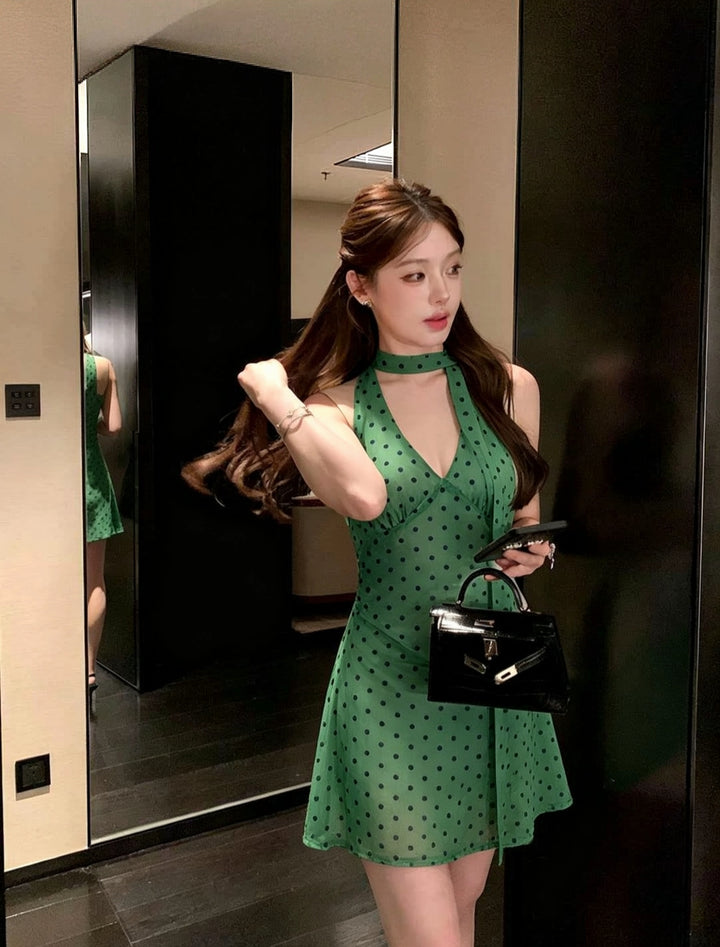 【dress】スカーフ付きドット柄ホルターネックミニワンピース Q8530