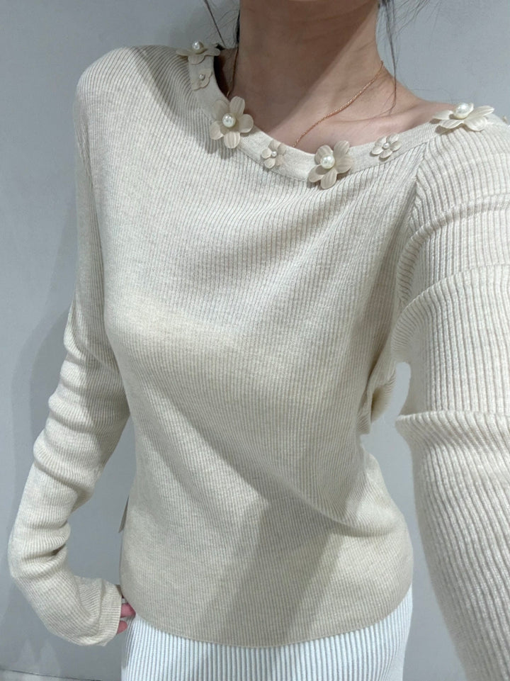 【tops】立体フラワー付きニットトップス Q9159