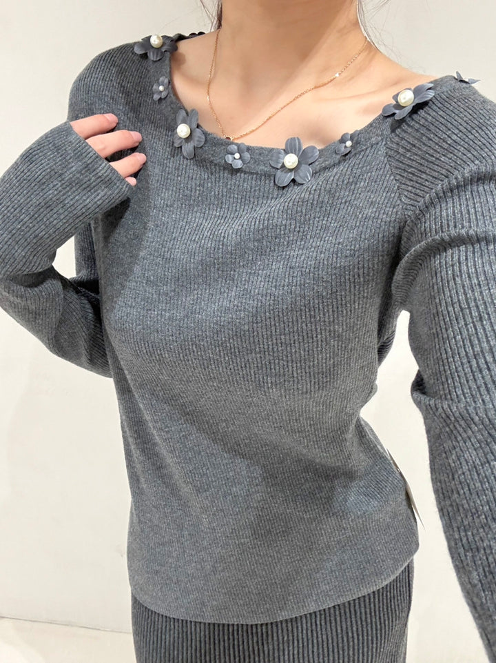 【tops】立体フラワー付きニットトップス Q9159